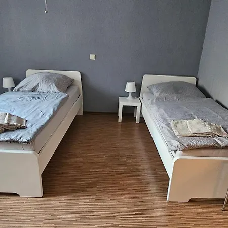 Schoene Am Langenselbolder Dreieck A 45 A 66 * Neuberg